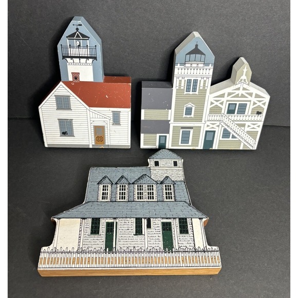 Cat'S Meow Other - 3 Cats Meow Lighthouses West Chop East Brother Chicamacomico Wooden Shelf Sitter